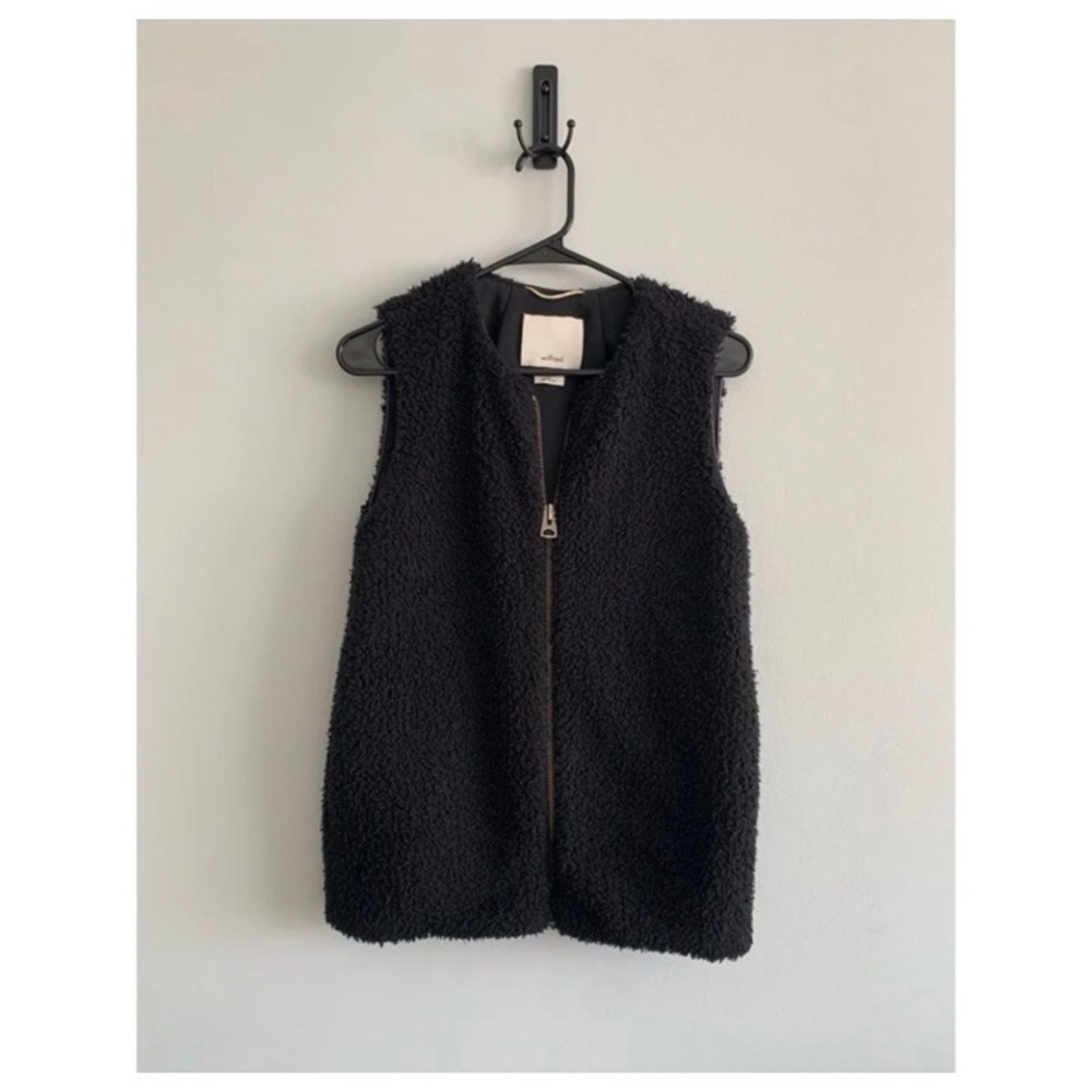ARITZIA WILFRED Black Sherpa Vest